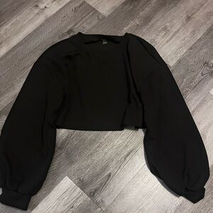 Black cropped long sleeve